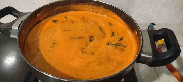 Delicious Tomato Basil Soup prepared by COOX