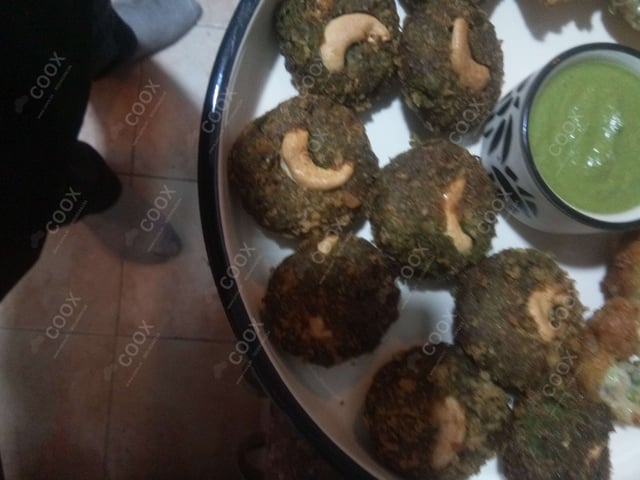 Delicious Hariyali Kebab prepared by COOX