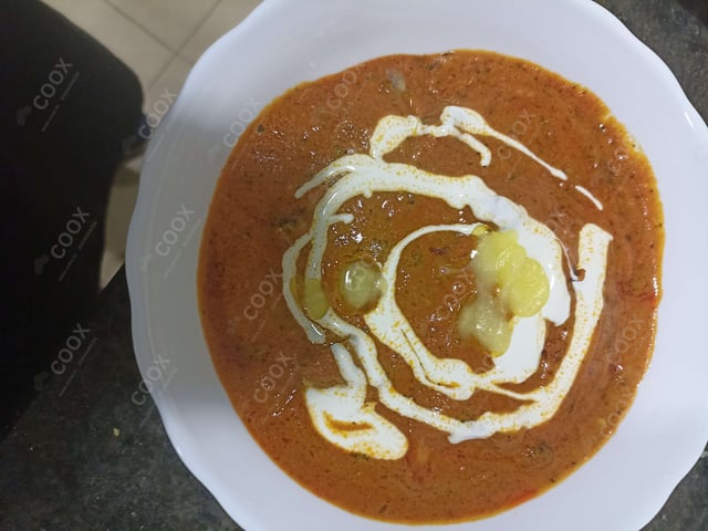 Delicious Dal Makhni prepared by COOX