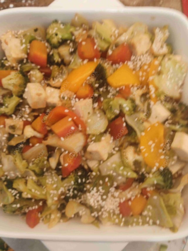 Delicious Vegetable Stir Fry prepared by COOX