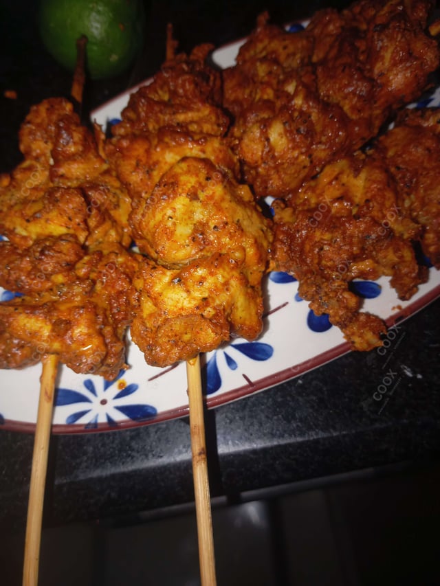 Delicious Murgh Malai Tikka prepared by COOX