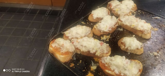 Delicious Chicken Bruschetta prepared by COOX