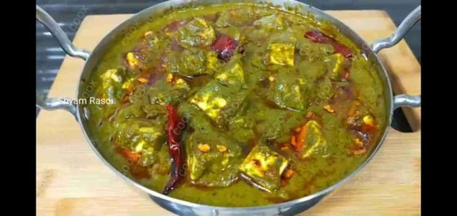 Delicious Palak Paneer prepared by COOX