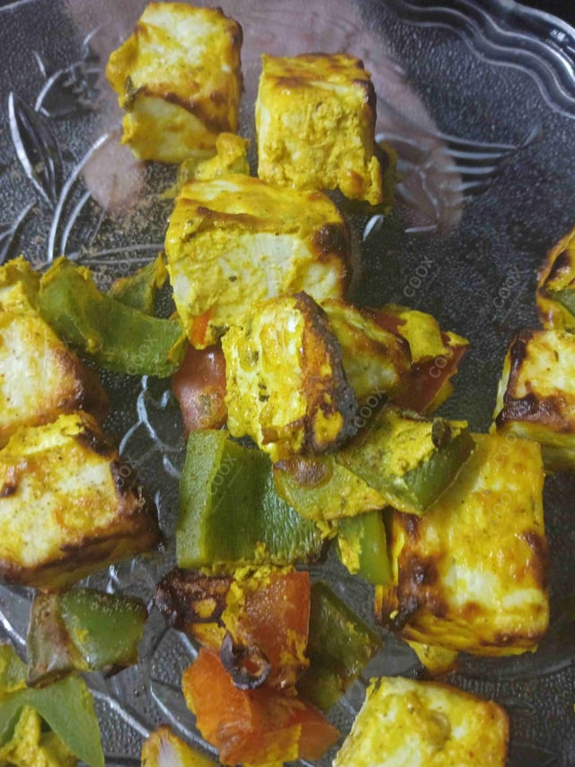 Delicious Paneer Tikka prepared by COOX