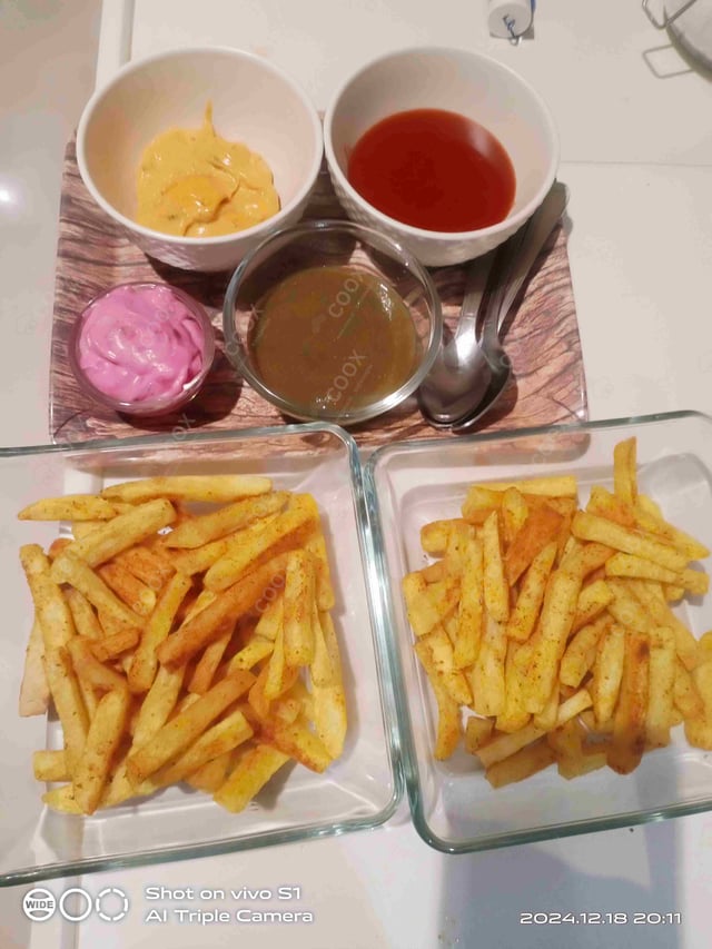 Delicious Peri Peri Fries prepared by COOX