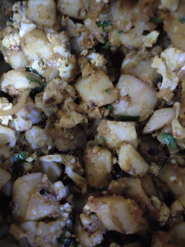 Delicious Aloo Gobhi prepared by COOX