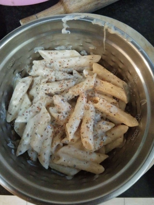 Delicious Pasta in White Sauce prepared by COOX