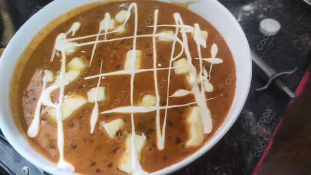 Delicious Dal Makhni prepared by COOX