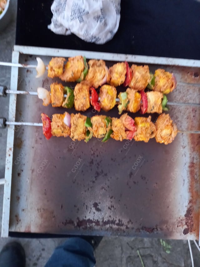 Delicious Paneer Tikka prepared by COOX