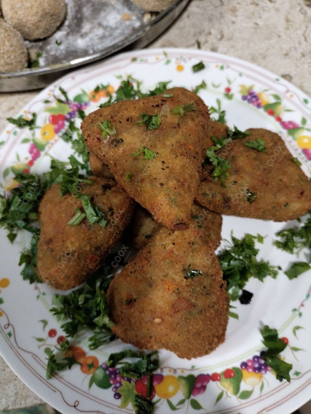 Delicious Veg Cutlets prepared by COOX