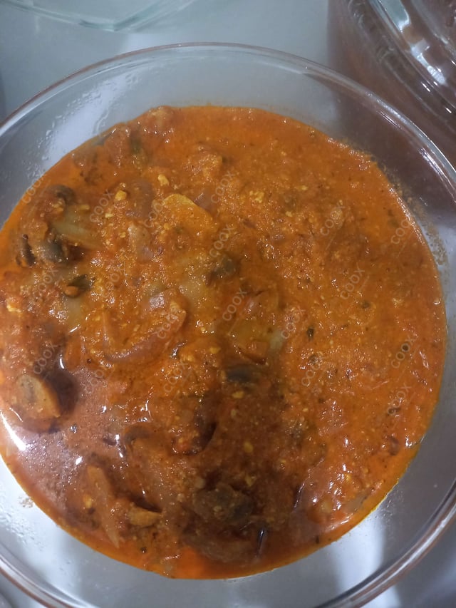 Delicious Mushroom do Pyaza prepared by COOX