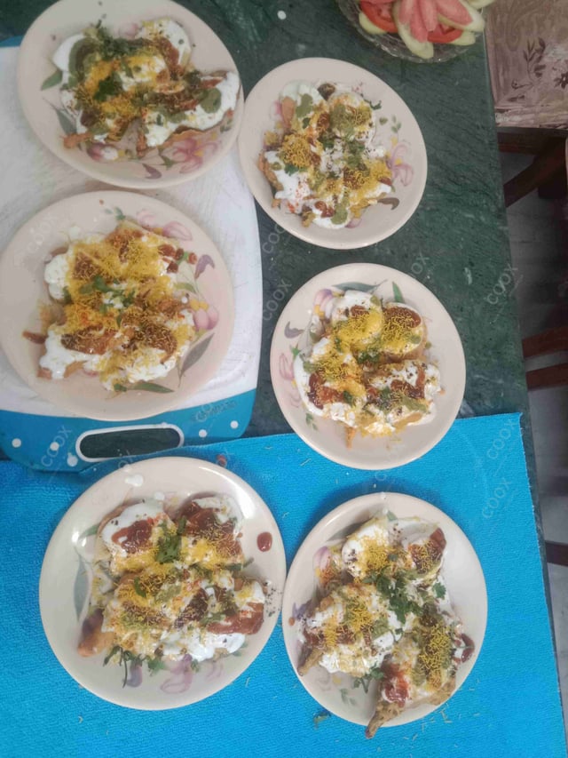 Delicious Palak Patta Chaat prepared by COOX