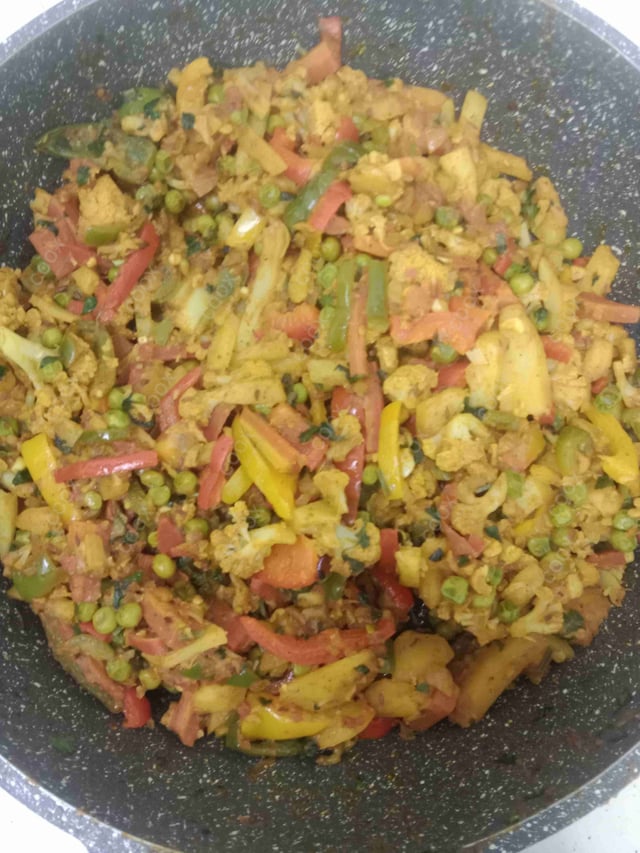 Delicious Veg Jalfrezi prepared by COOX