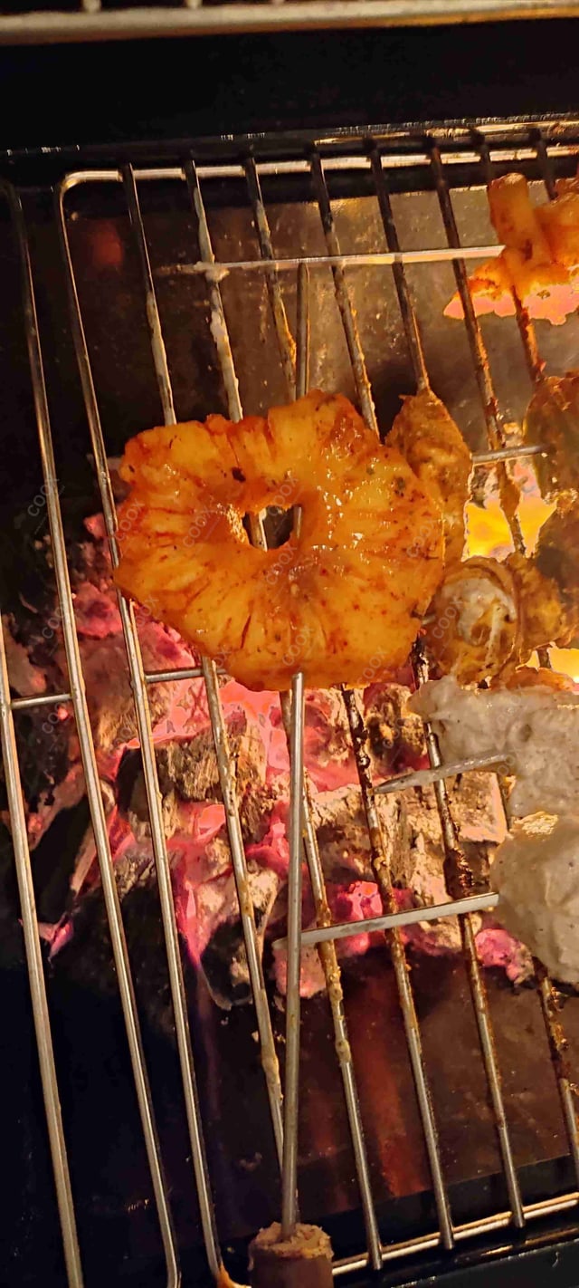 Delicious Tandoori Pineapple prepared by COOX