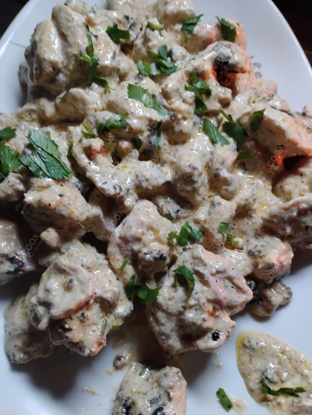 Delicious Murgh Malai Tikka prepared by COOX