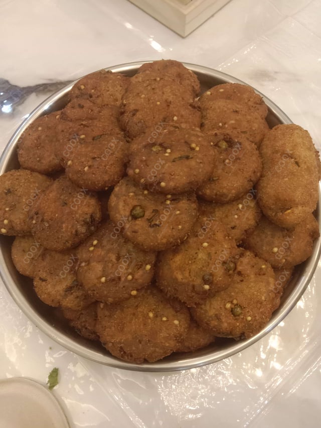 Delicious Aloo Tikki Chaat prepared by COOX