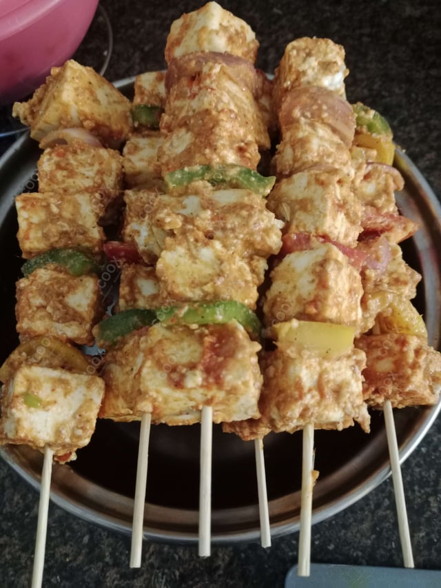 Delicious Threaded Paneer  prepared by COOX