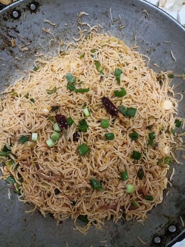 Delicious Chilli Garlic Noodles prepared by COOX