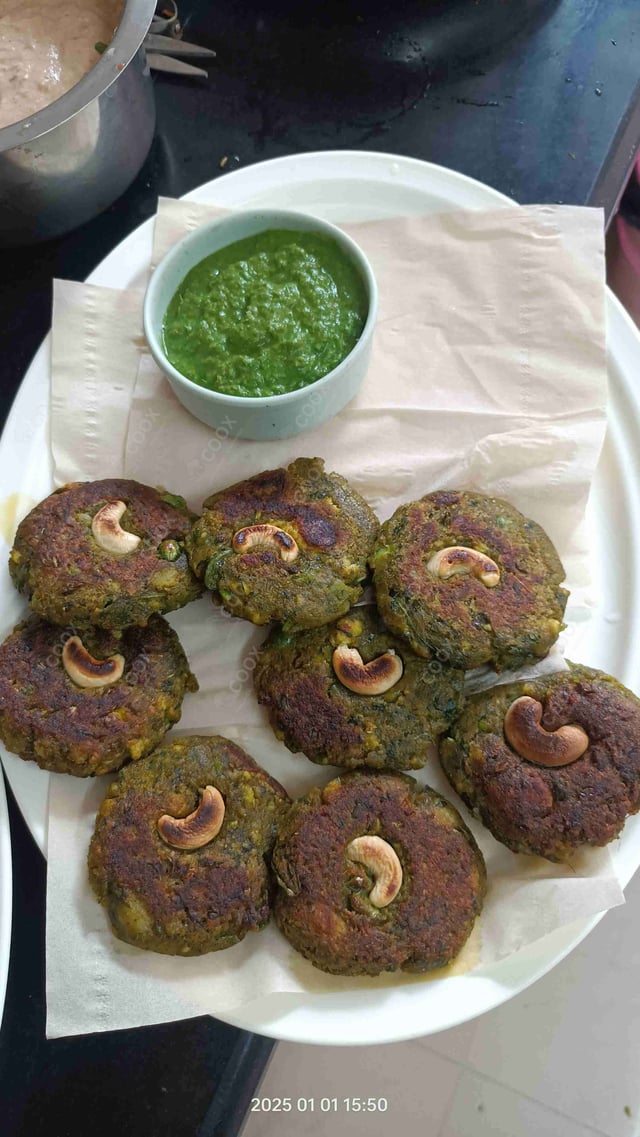 Delicious Hariyali Kebab prepared by COOX