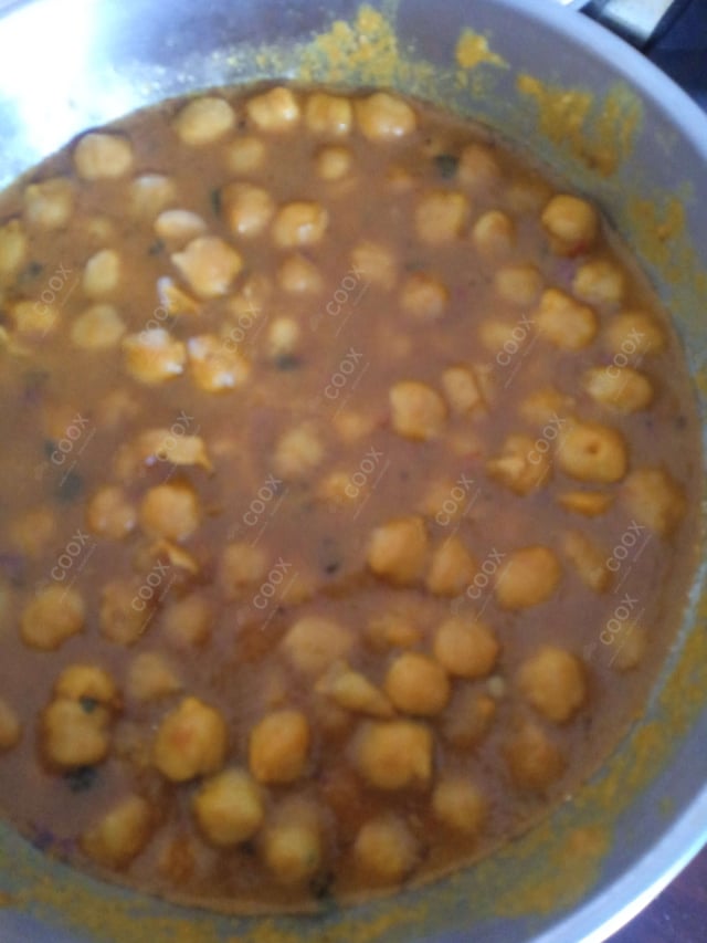 Delicious Bhature prepared by COOX