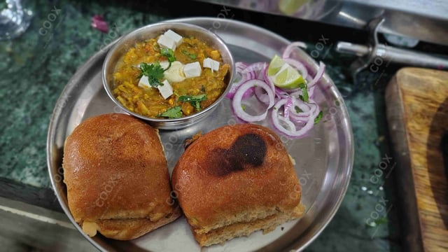 Delicious Pav Bhaji prepared by COOX