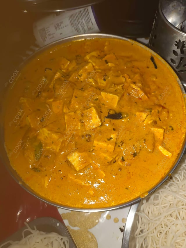 Delicious Kadhai Paneer prepared by COOX