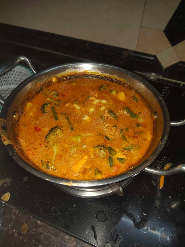 Delicious Red Thai Curry prepared by COOX