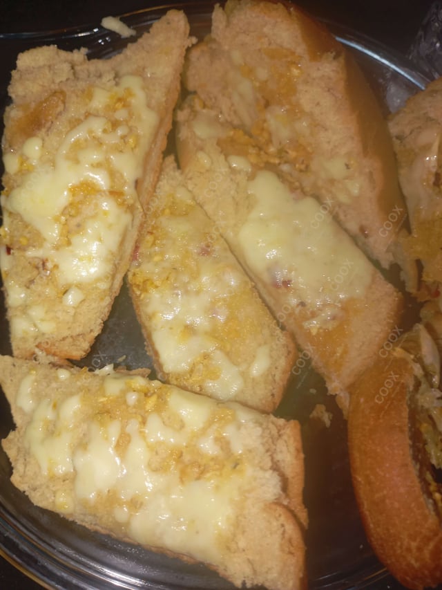 Delicious Garlic Bread with Cheese prepared by COOX