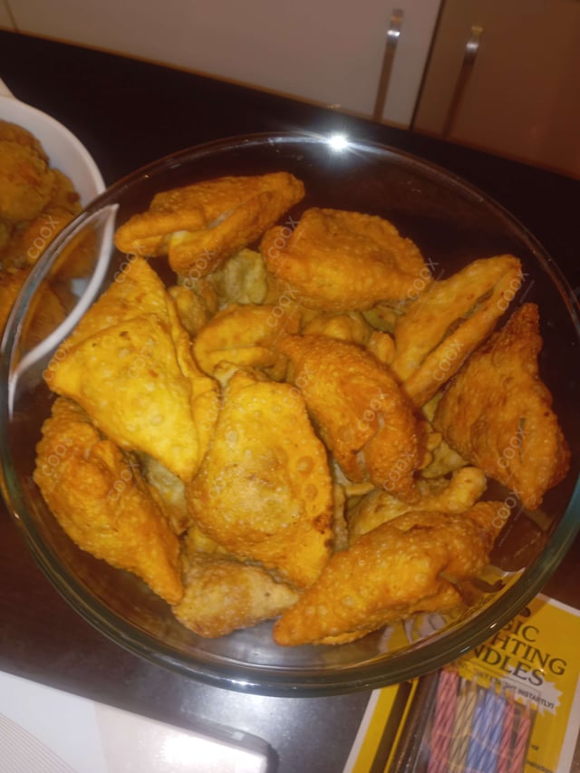 Delicious Mini Samosas prepared by COOX