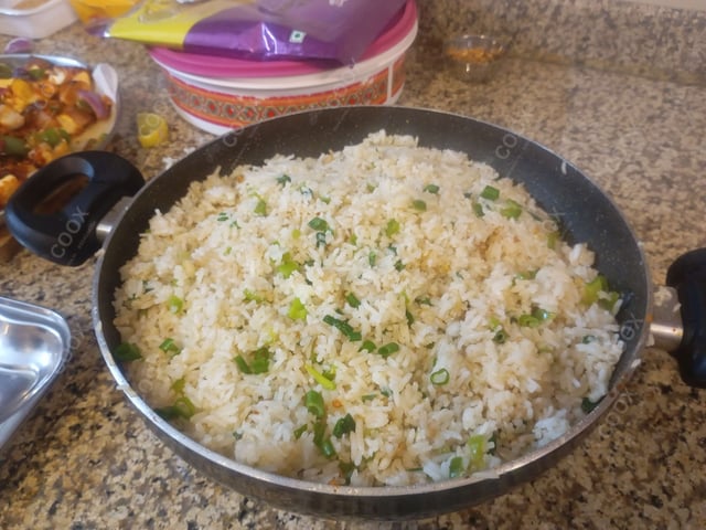 Delicious Burnt Garlic Rice prepared by COOX