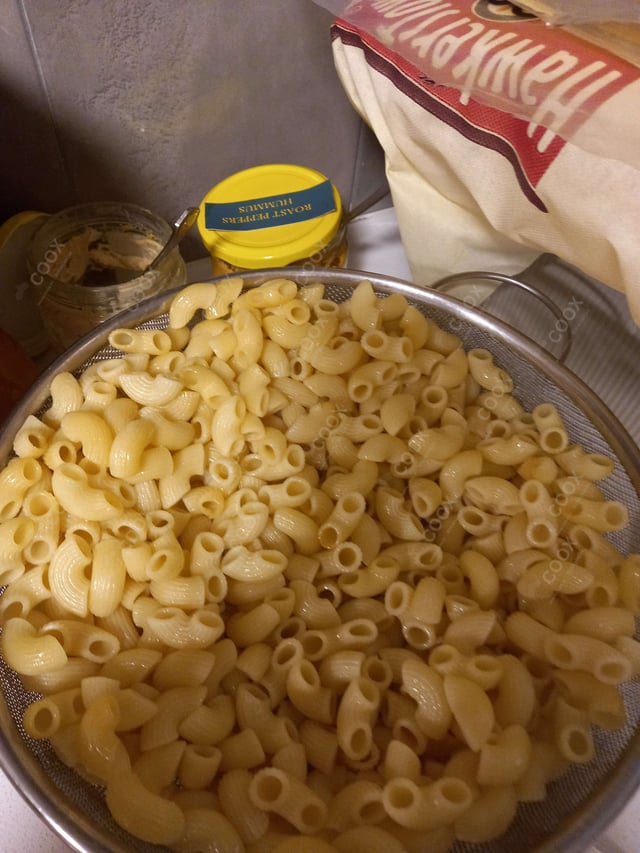 Delicious Mac and Cheese prepared by COOX