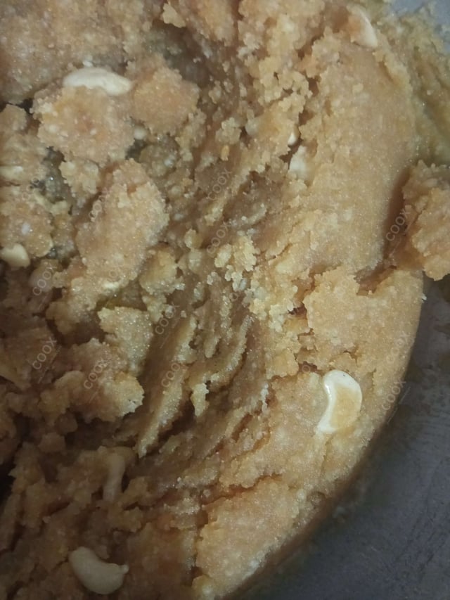 Delicious Moong Dal Halwa prepared by COOX