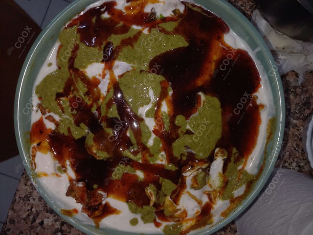 Delicious Palak Papdi Chaat prepared by COOX