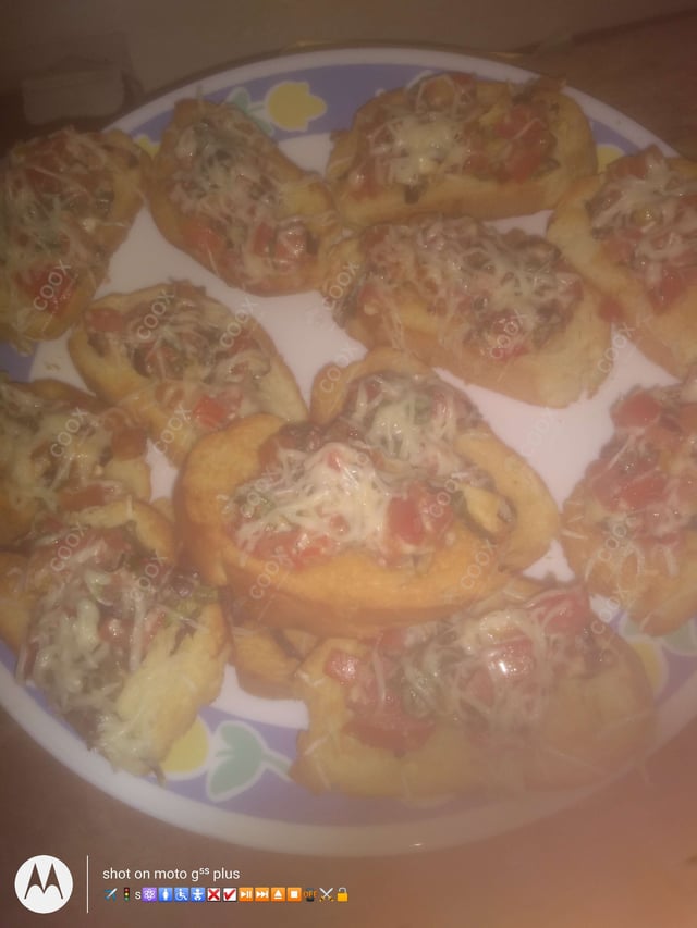 Delicious Tomato Mushroom Bruschetta prepared by COOX