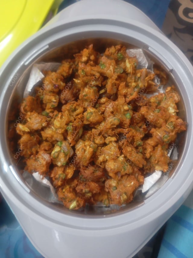 Delicious Mix Pakode prepared by COOX