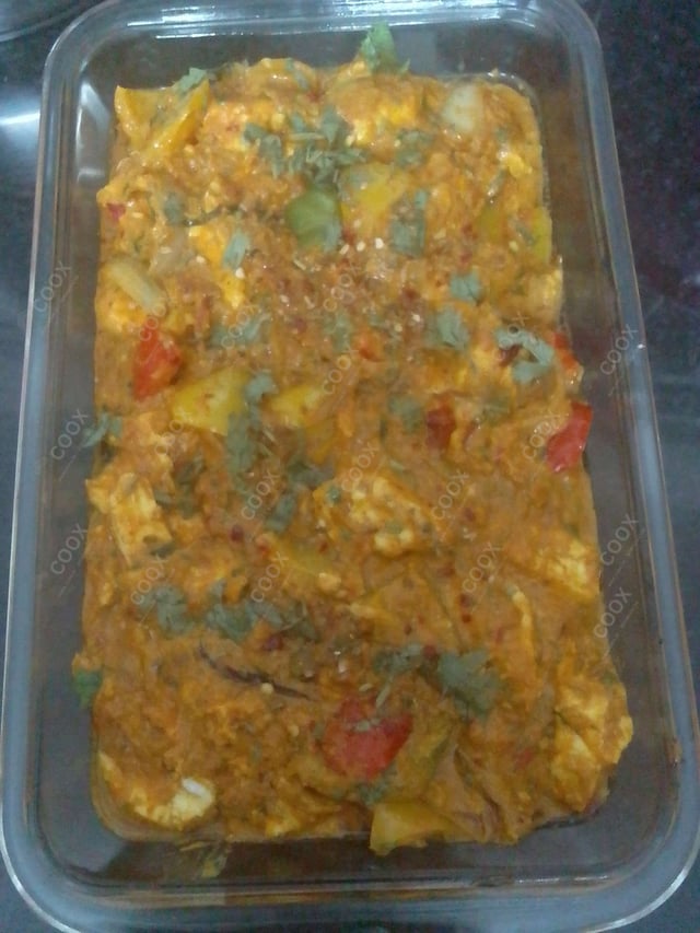 Delicious Kadhai Paneer prepared by COOX