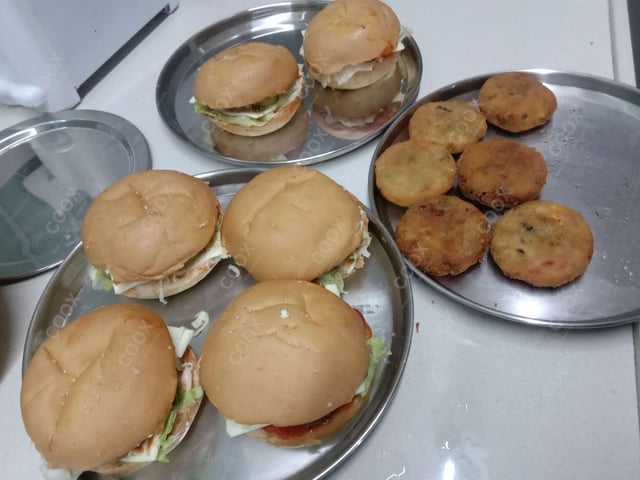 Delicious Mini Veg Burgers prepared by COOX