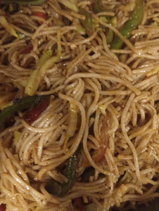 Delicious Chilli Garlic Noodles prepared by COOX