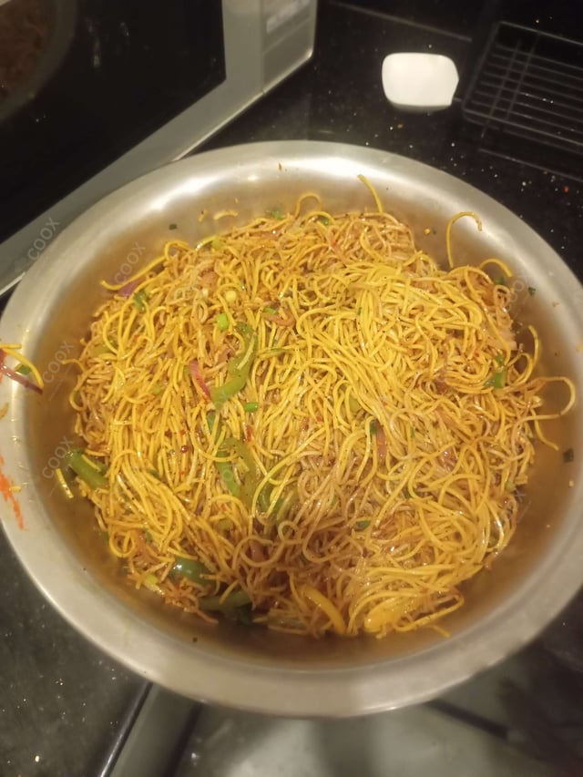 Delicious Chilli Garlic Noodles prepared by COOX