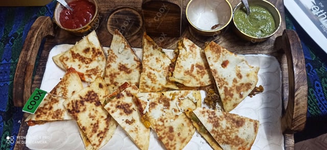 Delicious Veg Quesadillas prepared by COOX