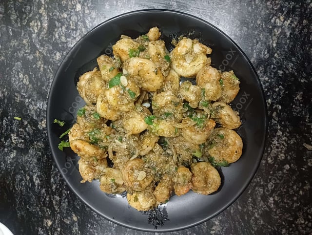 Delicious Butter Garlic Prawns prepared by COOX