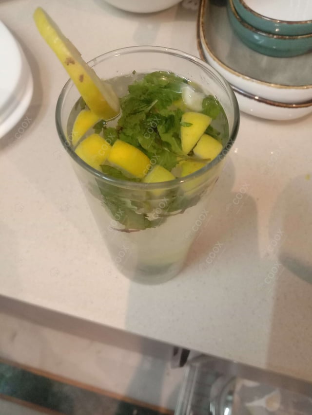 Delicious Virgin Mojito prepared by COOX