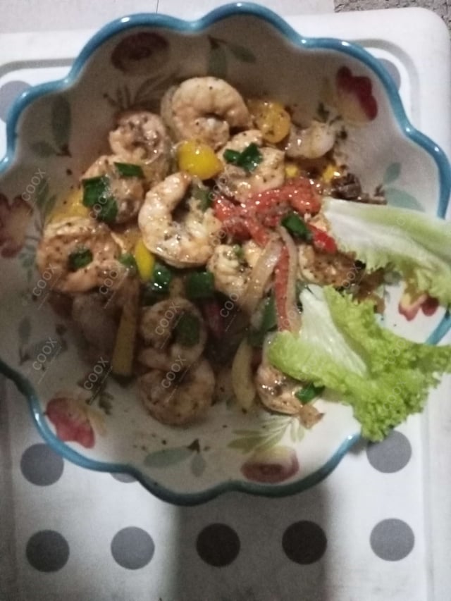 Delicious Butter Garlic Prawns prepared by COOX