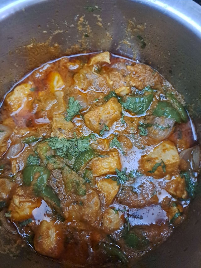 Delicious Kadhai Chicken prepared by COOX