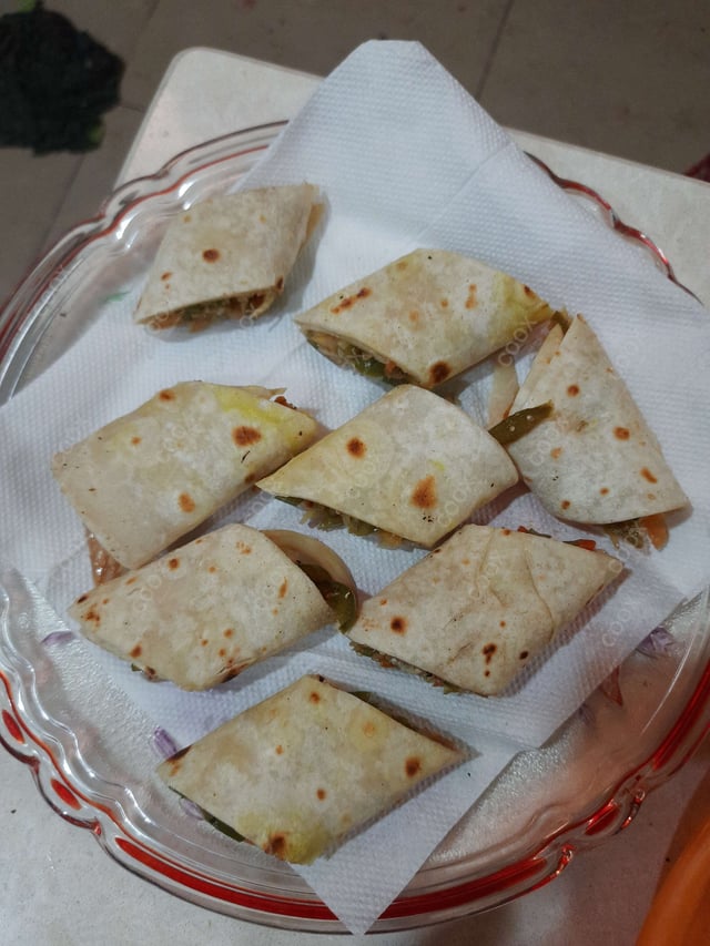 Delicious Veg Kathi Rolls prepared by COOX