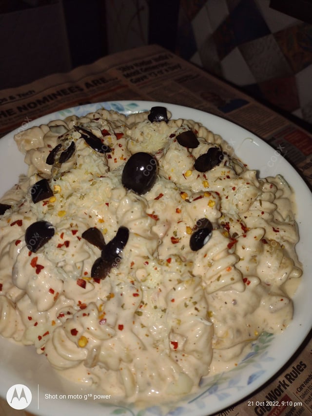 Delicious Pasta in White Sauce prepared by COOX