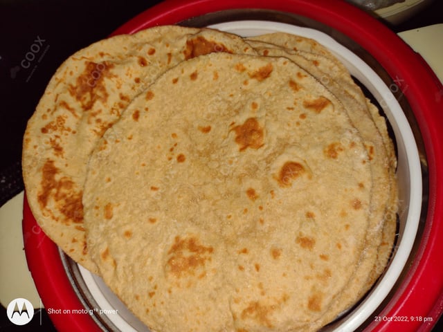 Delicious Tawa Rotis prepared by COOX