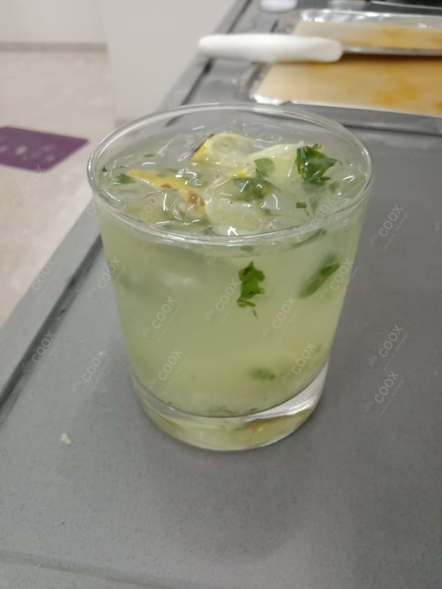 Delicious Virgin Mojito prepared by COOX