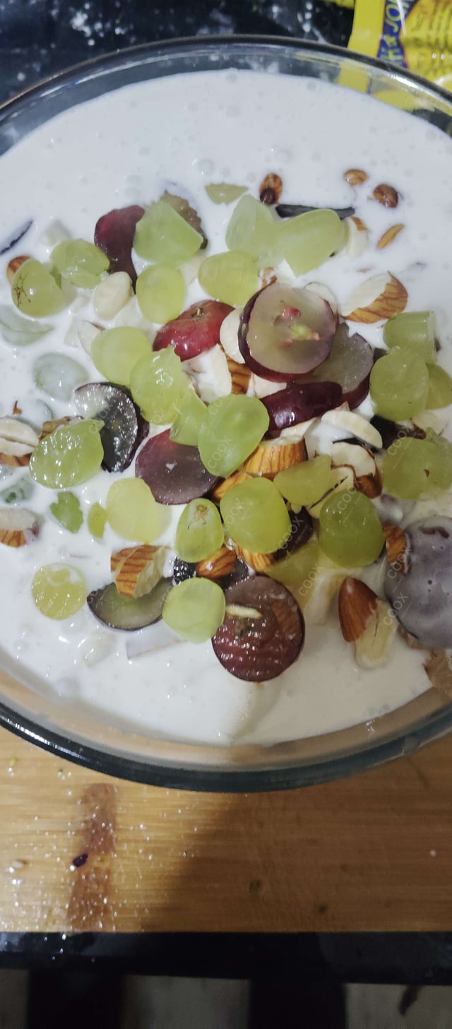 Delicious Fruit Cream prepared by COOX