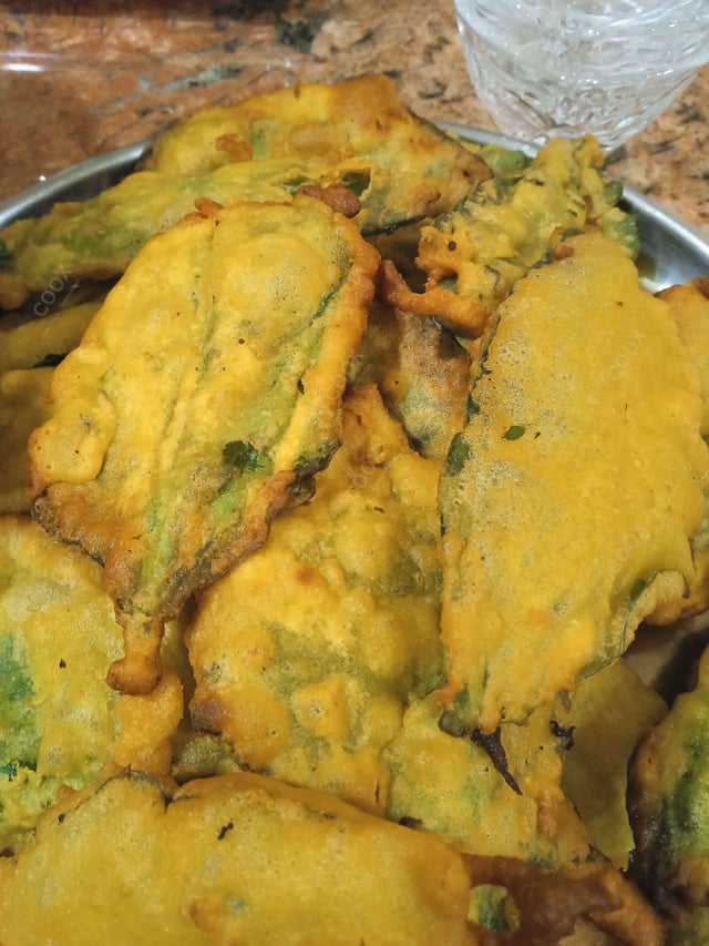 Delicious Palak Papdi Chaat prepared by COOX